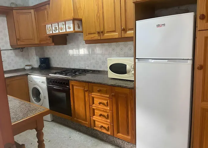 Con Aire Acondicionado En Conil Lägenhet *